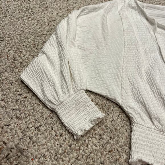 Anthropologie Peasant Blouse Sz S White Smocked Waist Pirate Flowy Puff Sleeve - Picture 2 of 6